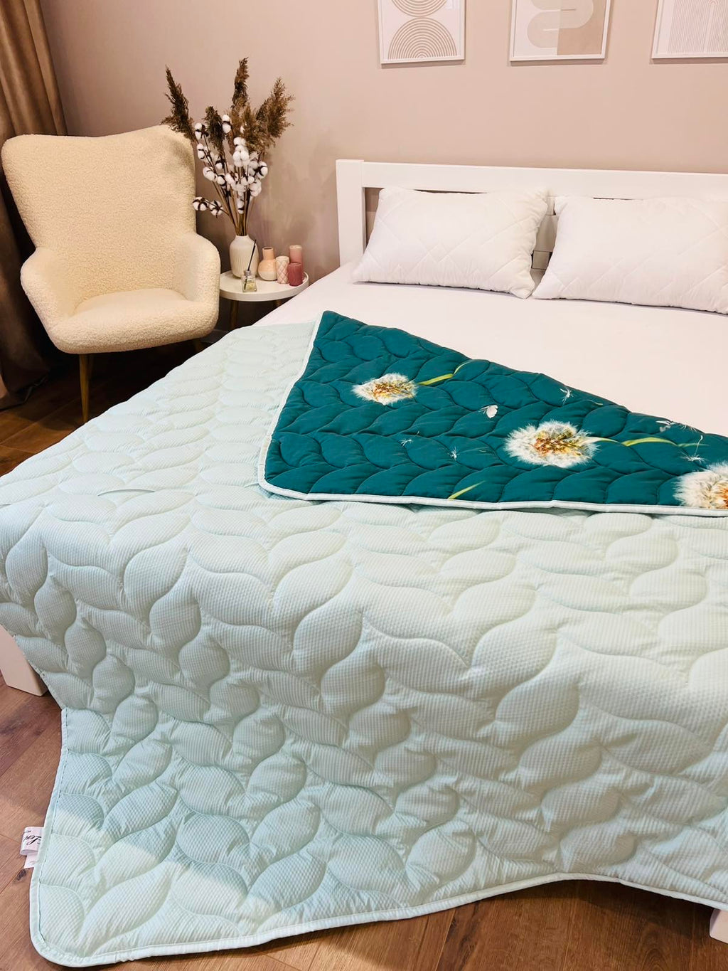 Ganzjahres-Mikrofaserbettdecke – Mittlere Wärme