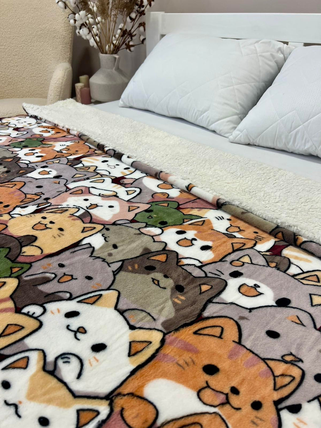 Veloursdecke mit Muster