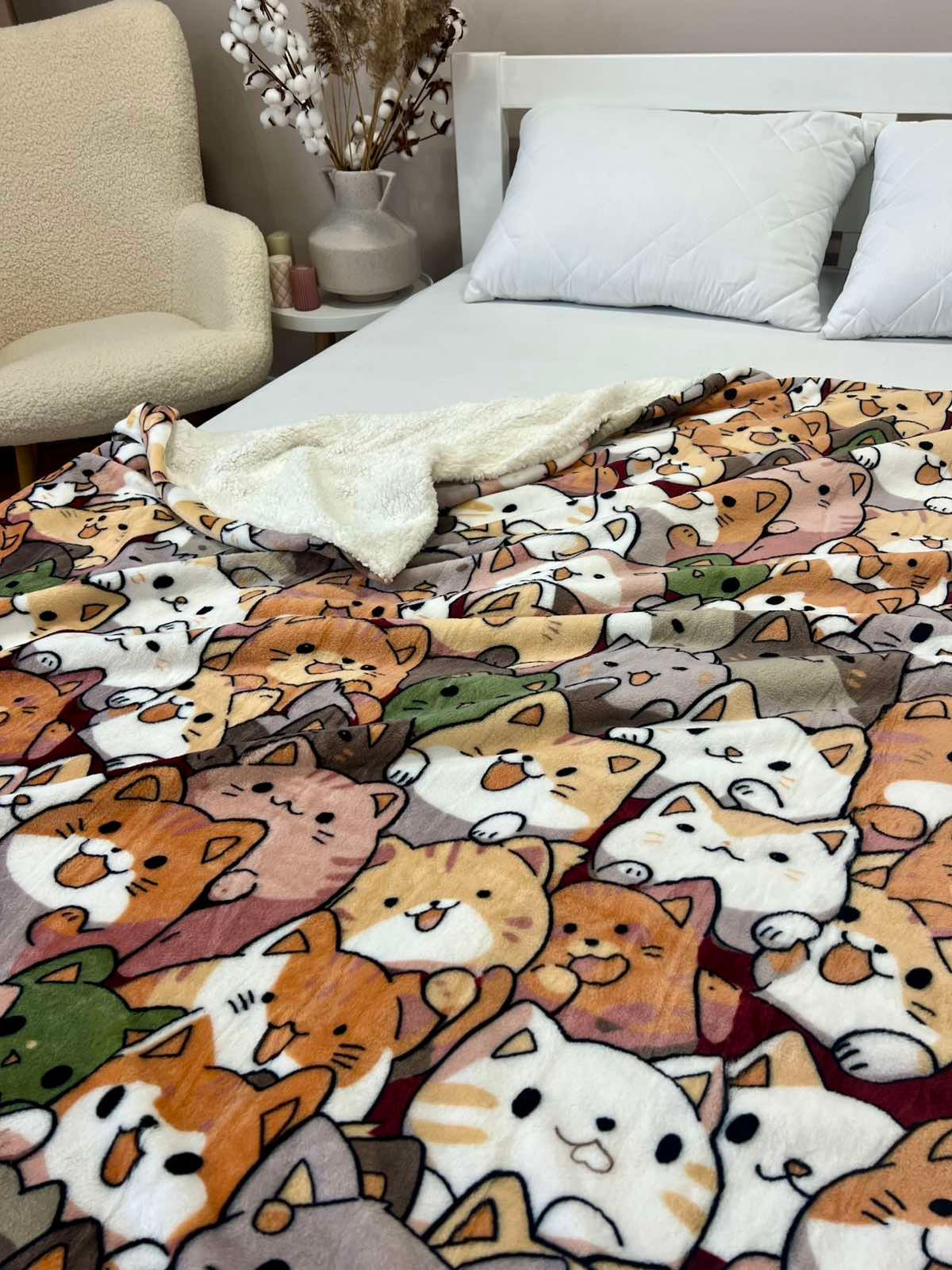 Veloursdecke mit Muster